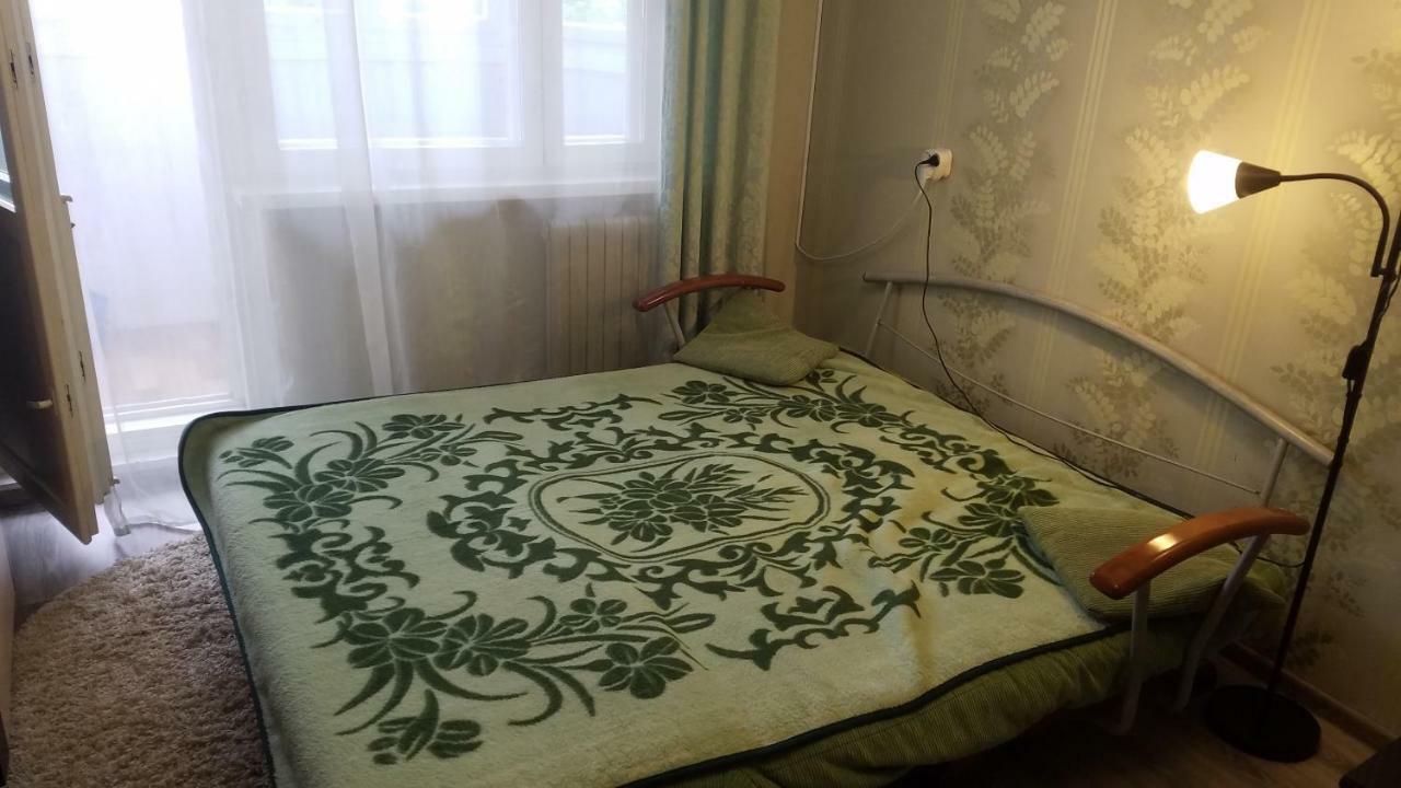 Apartment On Metro Mihalova Minsk Extérieur photo